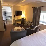 Restaurant Les Alisiers Hotell 3*