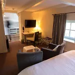 Hotell Restaurant Les Alisiers 3*