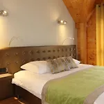 Hotell Restaurant Les Alisiers 3*