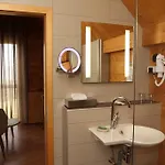 Restaurant Les Alisiers Hotell 3*