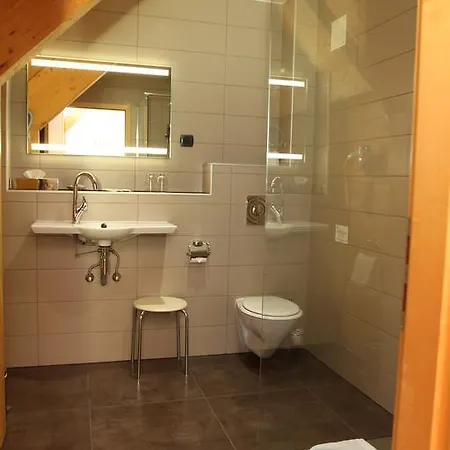 Restaurant Les Alisiers ホテル 3*