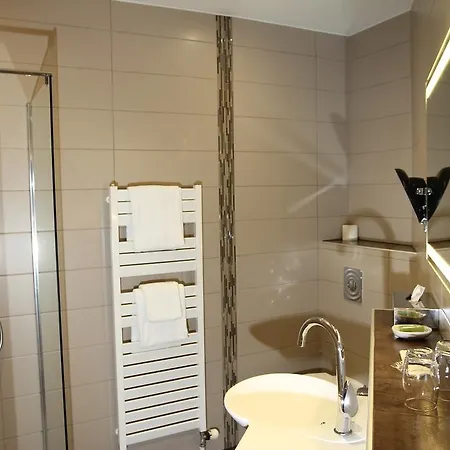 Restaurant Les Alisiers Otel 3*