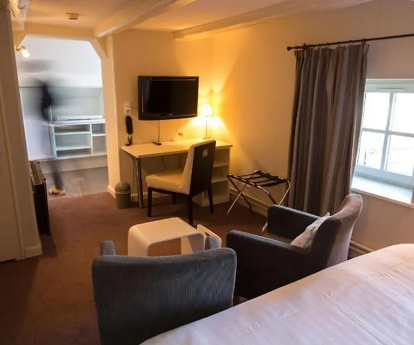 酒店 Restaurant Les Alisiers 3*