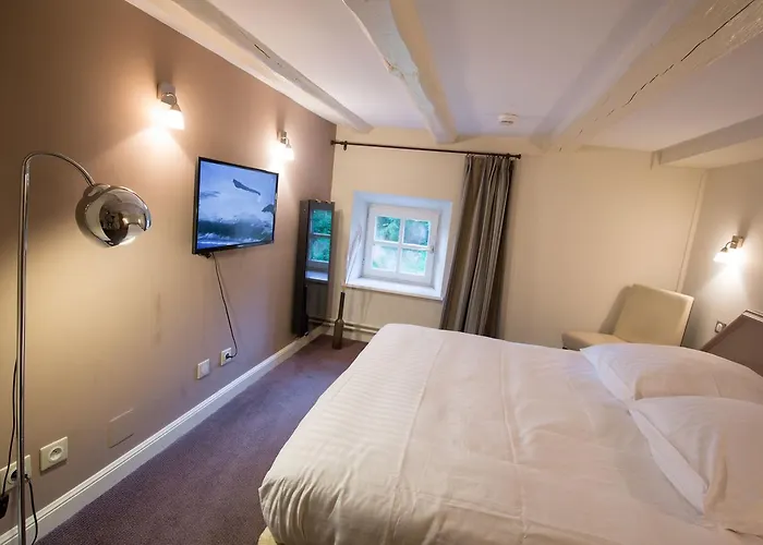 酒店 Restaurant Les Alisiers 拉博特洛埃